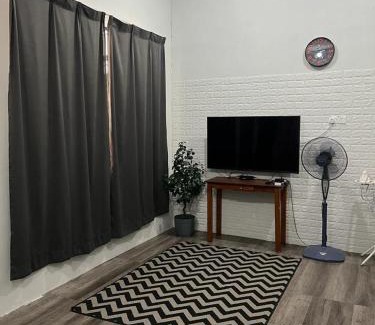 Kampung Padang Jambu House | Cfd Homestay Dungun