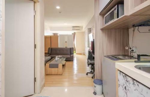 Tangerang Apartment | CGK Airport Summer Grand Studio Family Ensuite