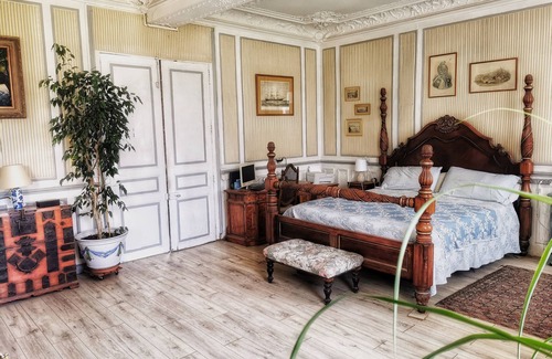 Brinon-sur-Sauldre Other | Château Chandler 17th century 4* rentals