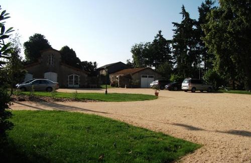 Sainte-Cecile Apartment | Château de Bellevue - La Longère