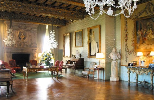 Brissac-Quince Bed & Breakfast | Château de Brissac