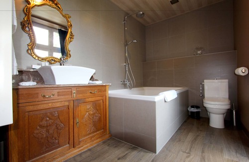 Rancennes Bed & Breakfast | Château de l’Aviette