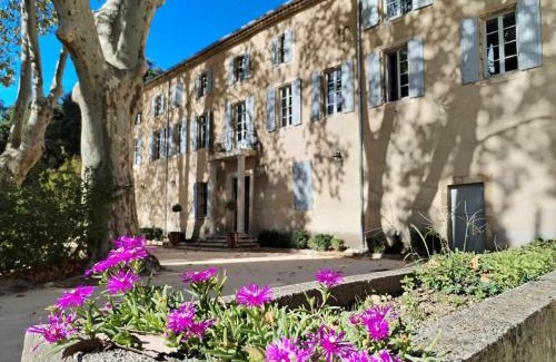 Cornillon House | Château de l'Olivète