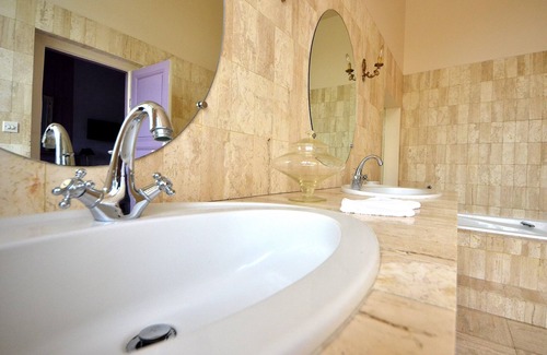 Pleugueneuc House | Château de la Motte Beaumanoir