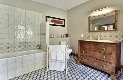 Mordelles Bed & Breakfast | Château de la Villedubois