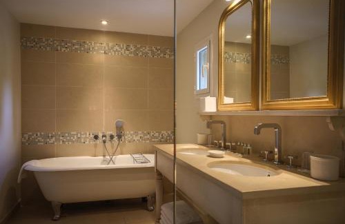 La Croix-Valmer Hotel | Château de Valmer