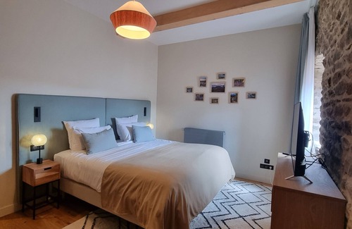 La Chapelle-Villars Hotel | Château de Villars