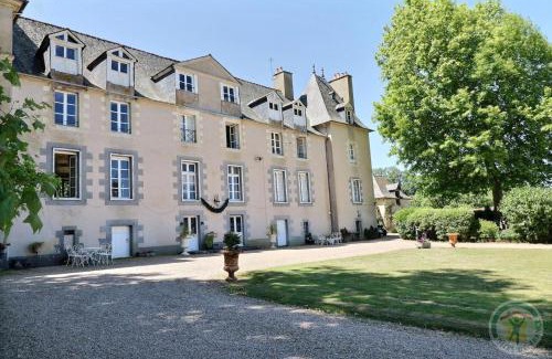Le Rheu Bed & Breakfast | Château du Golf de la Freslonnière