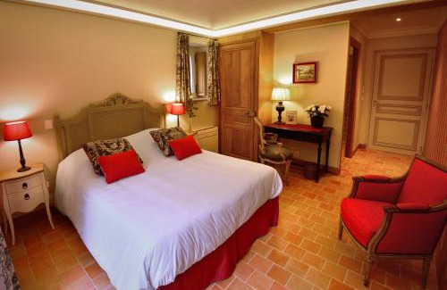 Bourron-Marlotte Hotel | Château-Hôtel de Bourron