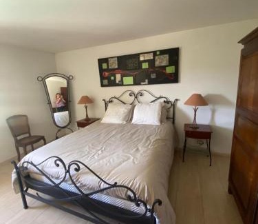 Montelimar Bed & Breakfast | château le perchoir