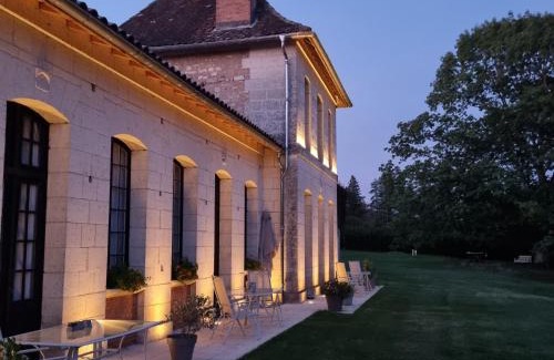 Le Pizou Apartment | Château Neuf Le Désert