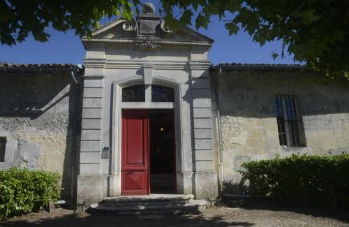 Labarde House | Château Rosemont - Grande maison familiale campagne dans le Médoc avec piscine et tennis à 15 mn Bordeaux