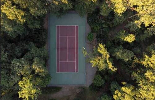 Fajolles Apartment | Château Stay – 1BR/4P with Pool & Park Access