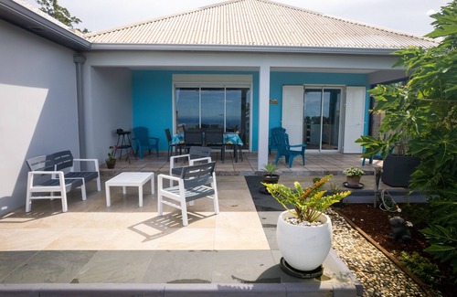 Petite-Ile House | Ch'ti Kaz Bleue - Maison avec vue mer