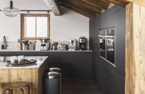 Les Belleville Ski Chalet | Chalet Hameaux - Five Bedroom Chalet, Sleeps 12