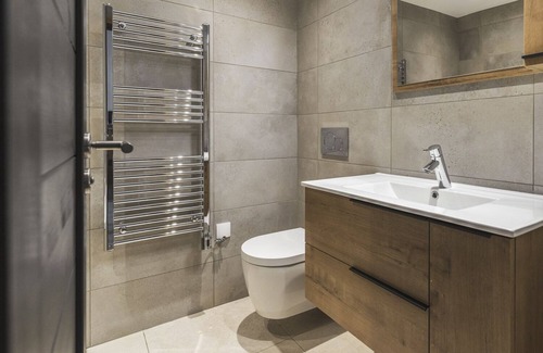 Les Belleville Ski Chalet | Chalet Hameaux - Five Bedroom Chalet, Sleeps 12