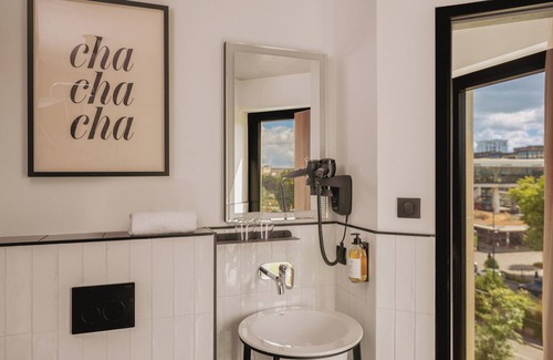 Richebourg - Saint-Clement Hotel | Chachacha Hôtel