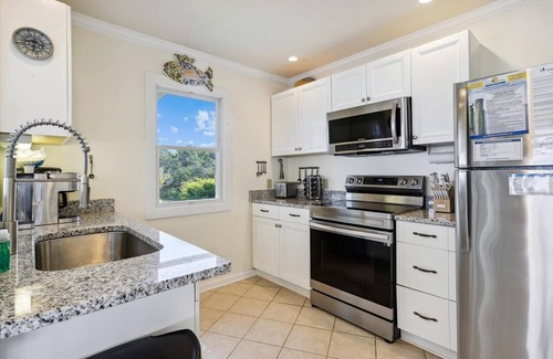 Ocracoke House | Chai Tide: Waterfront Ocracoke Property in Oyster Creek
