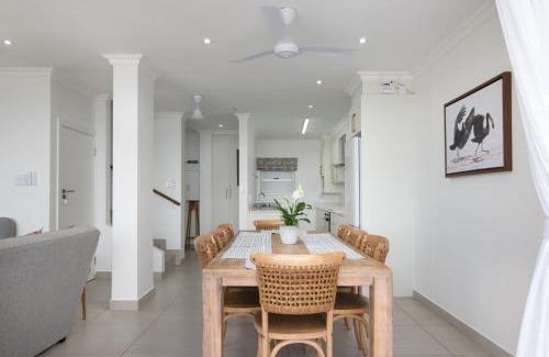 Shaka's Rock Apartment | Chaka Sands 17