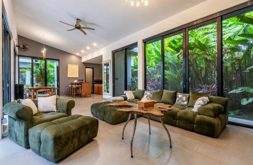 Melayang Villa | Chakola Villa Ubud
