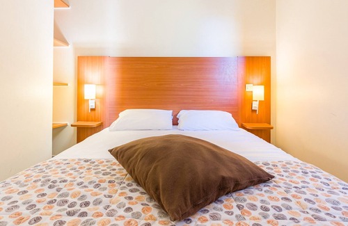 Chaveignes Ski Chalet | Chalet Dans Le Val de Loire | Accès Piscine + Espace Bien-Être