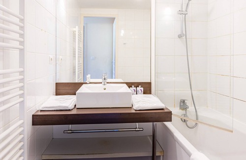 Chaveignes Ski Chalet | Chalet Dans Le Val de Loire | Accès Piscine + Espace Bien-Être