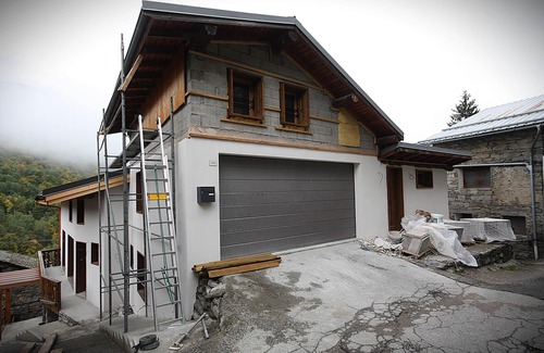Praranger Ski Chalet | Chalet Arvi