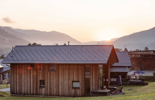 Sankt Lorenzen ob Murau Ski Chalet | Chalet # 2a with 4 Bedrooms, IR sauna & Whirlpool
