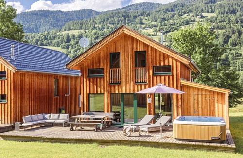 Sankt Lorenzen ob Murau Ski Chalet | Chalet # 62a with 4 Bedrooms, IR sauna & whirlpool