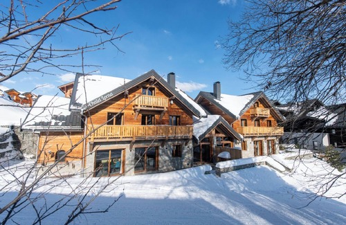 La Toussuire Ski Chalet | Chalets de Cœur - chalet LORNA from 100m to the slopes with swimming pool