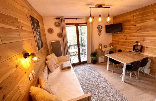 Saint-Etienne-de-Tinee Apartment | Chalereux studio a la montagne