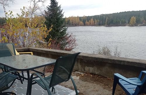 Saint Zenon Ski Chalet | Chalet à Louer à Saint-zénon, Dans Lanaudière, Bord du lac