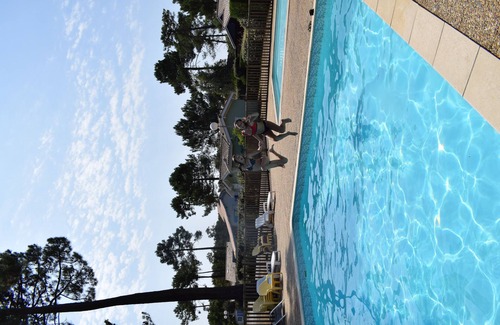 Soulac-sur-Mer House | Chalet 1 to 5 persons garden and terrace with pergola in residential park