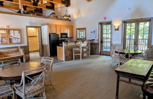 Government Camp Ski Chalet | Chalet 138 at the Official Collins Lake Resort