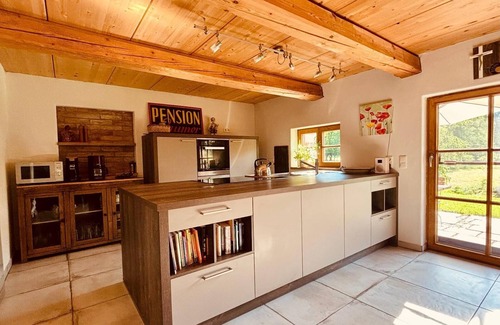 Viechtach Apartment | Chalet (150sqm) with Finnish sauna and fully equipped kitchen