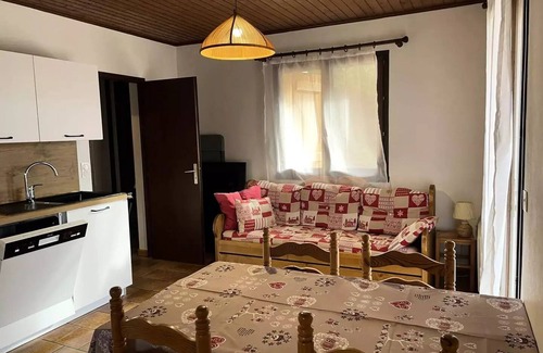 Saint-Jean-d'Arves Ski Chalet | Chalet 170 m² - Rated 3* - At the foot of the slopes