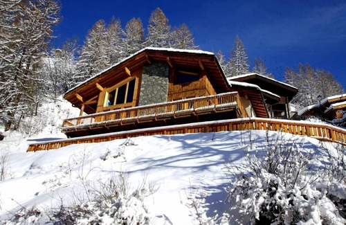Les Brevieres Ski Chalet | Chalet, 200m from ski slopes, view ski slopes, fitness, sauna, terrace, balcony, fireplace or stove