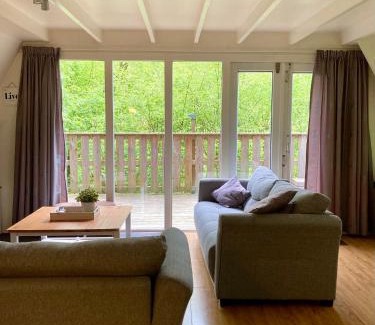 Septon Ski Chalet | Chalet 230 I deux-cent-trente I Gezellig chalet aan de rand van het bos - 5 persoons I Durbuy