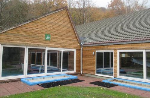 Septon Ski Chalet | Chalet 230 I deux-cent-trente I Gezellig chalet aan de rand van het bos - 5 persoons I Durbuy