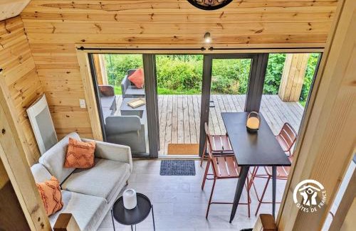 Saint-Berthevin House | Chalet 25 Le Vicoin, Camping de Coupeau, 4 personnes