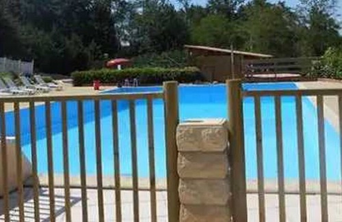 Salles Ski Chalet | Chalet 4 étoiles - Parc aquatique - eee0ie