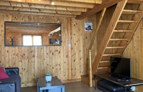 Cabourg Ski Chalet | Chalet 4 pièces à Cabourg avec jardin, proche piscine et tennis, idéal pour familles, 6 pers. max - FR-1-487-325