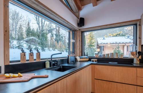 Le Lavancher Ski Chalet | Chalet 7 Summits - Magnificent Modern Chalet with Jacuzzi - Swimming Pool - Sauna