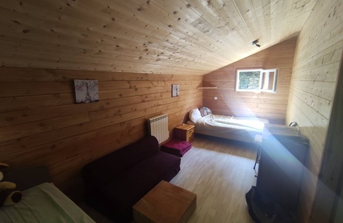 Saint-Remy-Sur-Durolle Ski Chalet | Chalet au Coeur de L'auvergne