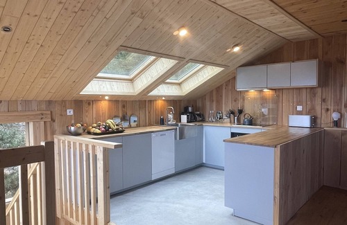 Les Angles Ski Chalet | Chalet accueillant, Panorama + Lac Montagne Village