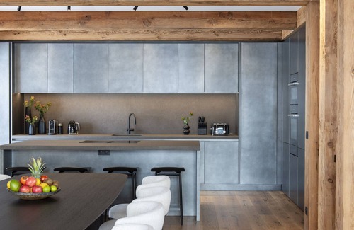 Les Gets Ski Chalet | Chalet Alena in Les Gets - 6 bedrooms, sauna, private garage