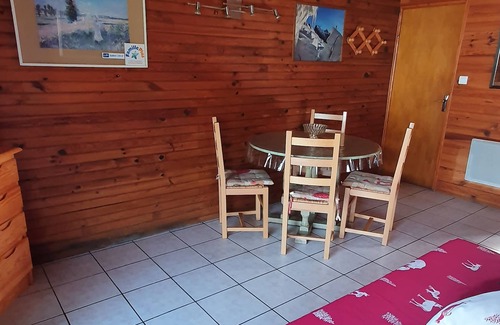 Allos Ski Chalet | Chalet Allos, 62 miles from downtown, 62 miles from entrance of Mercantour Park
