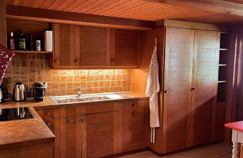 Wiler Ski Chalet | Chalet Alpen Lotus