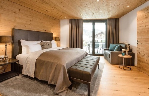 Kitzbuehel Apartment | Chalet Alpine Jewel