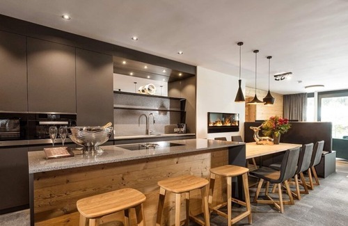 Kitzbuehel Apartment | Chalet Alpine Jewel
